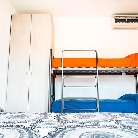 Appartement Tastefully Furnished Flat With Pool And Area *